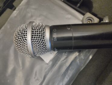 besprovodnoi mikrofon dlya karaoke: Orginal sm58 cox az iwlenib demey olarki iwlenmeyib tezeliyin almwam