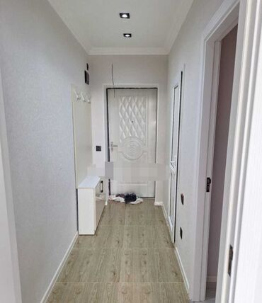 Uzunmüddətli kirayə mənzillər: Azadlıq"m.st. 10 dəq.məsafədə,Binəqədi şossesində yerləşən "Zəngəzur" — 1