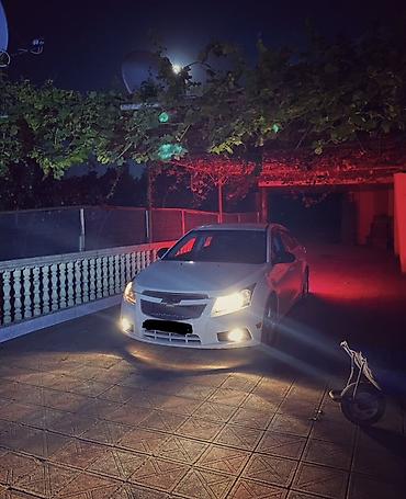 Chevrolet: Chevrolet Cruze: 1.4 l | 2012 il 203000 km Sedan — 2