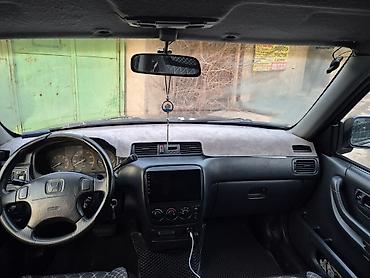 столик crv: Honda CR-V: 2000 г., 2 л, Автомат, Универсал — 10