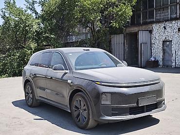 byd e6: Lixiang L6: 2025 г., Гибрид, Кроссовер — 2