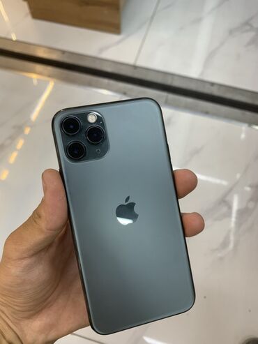 tecno pova: IPhone 11 Pro, Matte Midnight Green