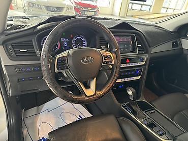 Hyundai: Hyundai Sonata: 2020 г., 2 л, Автомат, Газ, Седан — 12