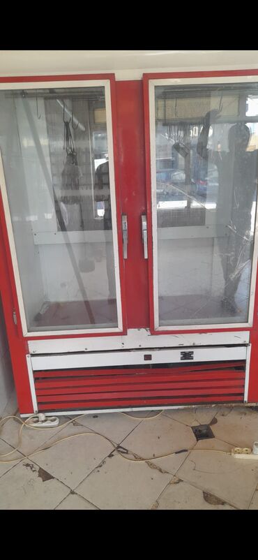 Tullantı qabları: Et ucun soyuducu
900azn
Varovski 9984 leli