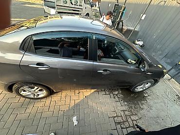 sonata d8: Kia Rio: 2011 г., 1.4 л, Автомат, Бензин, Седан — 6