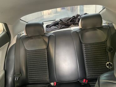 Kia: Kia Optima sedan – gümüşü rəngdə, şıq və idman ruhlu komplektasiya — 7