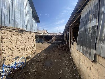 Двери для домов и квартир: Базар-Коргон — Саветиский Суу-башы 2 8,9 сотых крмната 10 комнаты — 9