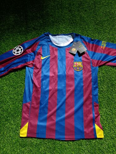 button куртки бишкек: Футболка, Nike, M (EU 38)
