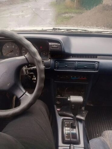 подкрылки камри 50: Toyota Camry: 1989 г., 2 л, Автомат, Бензин, Седан