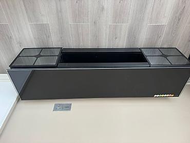 xonca altligi: Qara şüşə səthli TV stendi / media konsolu - Müasir dizayn: Parlaq — 5