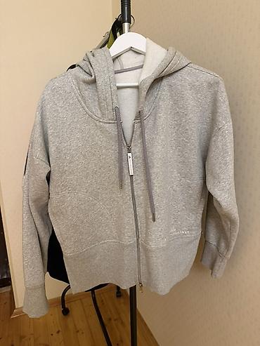 адидас: **Adidas by Stella McCartney kapüşonlu svitşot** 2 defe geyinilib.120 — 2