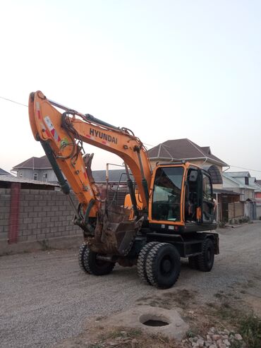 почасовая гостиница бишкек: Экскаватор, Hyundai, Колесный