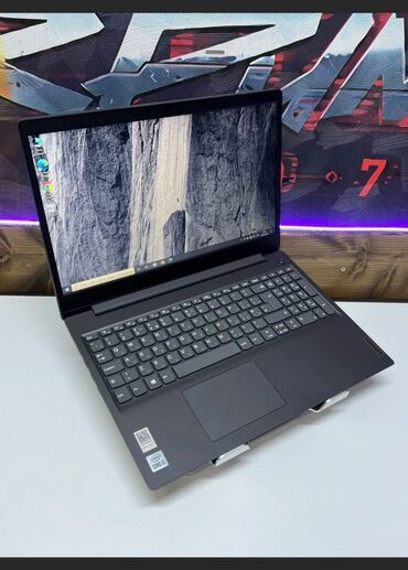 graphic card: Ультрабук, Lenovo, 8 ГБ ОЭТ, Intel Core i3, 15.4 ", Жумуш, окуу үчүн, эс тутум SSD