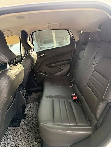 Renault: Renault : 2023 г., 1.6 л, Вариатор, Бензин, Кроссовер — 7