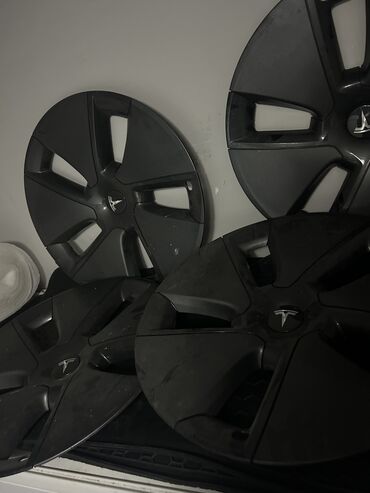 Digər aksesuarlar: Gördükləriniz əldə var, əlavə nə istəsəniz iki həftə ərzində gətirdə — 29