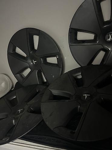 tesla satışı: “TESLA” üçün aksesüarlar ucuz qiymətlərlə — 5