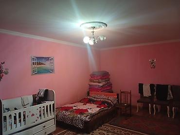ipatekada olan evler: Mastagada esas yola 50 metr aralida cox gozel heyet evidir. 6 sot — 4