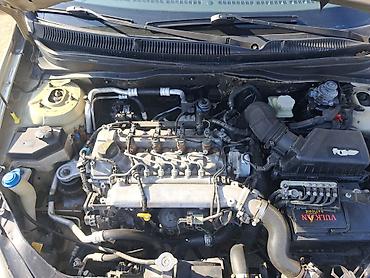 ford tranzit 2000: Hyundai Accent sedan - Kuzov: 4 qapılı sedan, rəngi şampan/qızılı - — 6