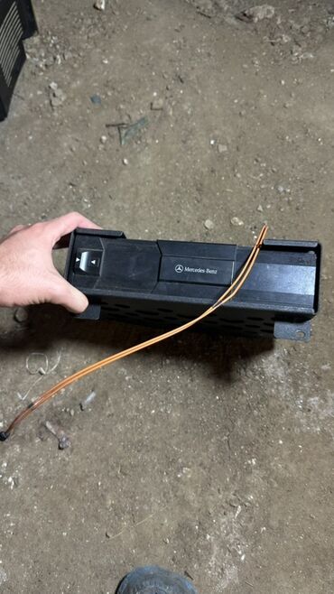 Mikrofonlar: W210 Mercedes-Benz CD Changer - Orijinal Mercedes-Benz çoxdiskli CD