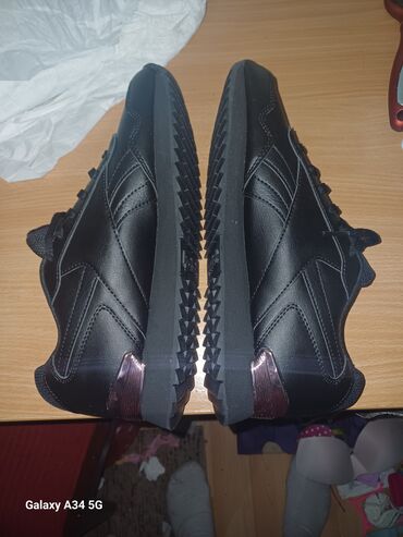 Patike: Reebok, 38.5 na lalafo.rs Patike: Reebok, 38.5