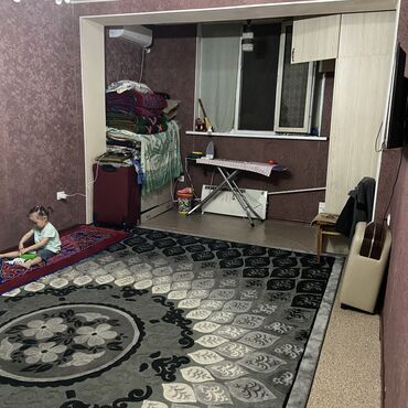 срочно продается квартира: 1 комната, 52 м², Элитка, 2 этаж, Старый ремонт