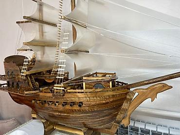 Другой декор и предметы интерьера: Большие декоративные модели парусников ручной работы из дерева — 4