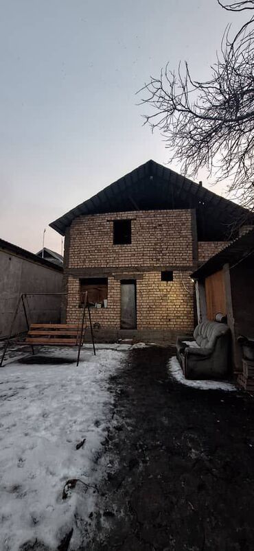 Продажа домов: Дом, 180 м², 5 комнат, Агентство недвижимости, Косметический ремонт