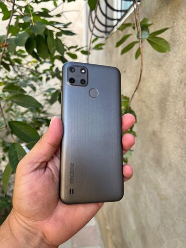 kiredit telfon: Reallıq ideal vəziyyətdə karopkasina sənədlərinə kimi var 64Gb yaddaw