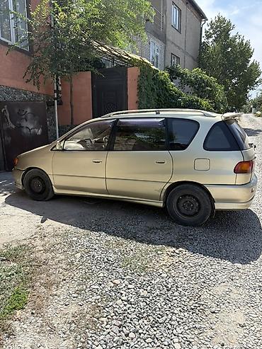 ио пинин: Toyota Ipsum: 2001 г., Бензин, Универсал — 1