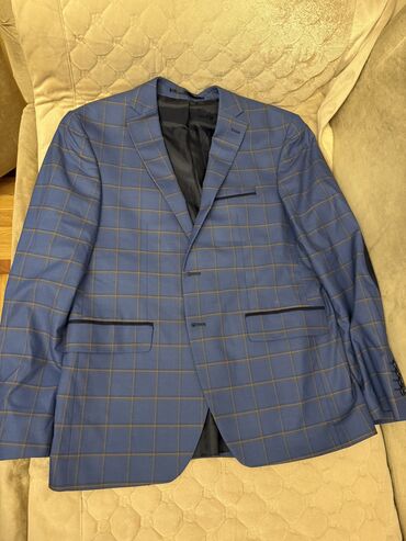 İnformatika: 2xl razmer uygun bu pencek hetda deyerdim yeniden secilmir🤍2Xl razmer🙏