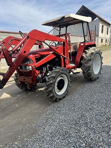 Другие мини-тракторы: Фронтальный мини-трактор, красный, с навесным погрузчиком Описание: - — 4