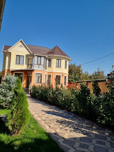 продаю дом в селе джал: 255 м², 8 комнат
