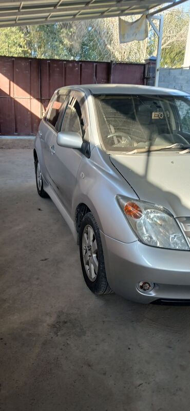 мухабойка тойота: Toyota ist: 2002 г., 1.5 л, Автомат, Бензин, Купе