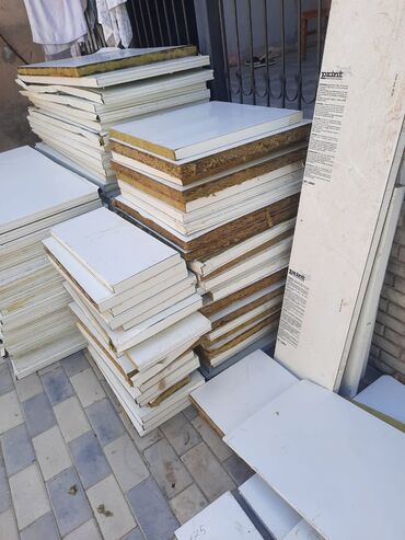 Digər döşəmə materialları: Sendiviç panel Qalinligi 5 sm Coeniy pol 53 eded 1.20×0.60 26 eded