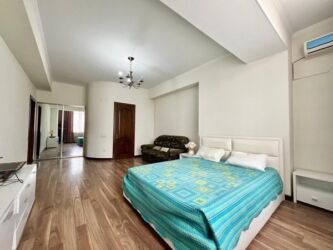 Долгосрочная аренда квартир: 4 комнаты, Агентство недвижимости, Без подселения, С мебелью полностью — 1