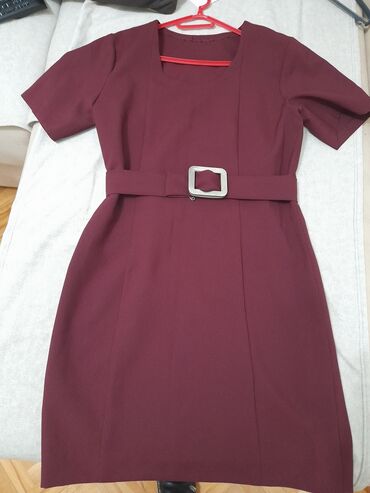 Dresses: S (EU 36), M (EU 38), color - Burgundy, Evening, Short sleeves