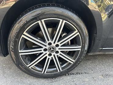 w211 disk: Mercedes-Benz orijinal V klasinvita vianonun ustunda galan R19 diski — 4