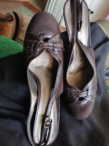 obuca metro patike: Ženske cipele na potpeticu, braon boje. - Model: slingback (kaiš oko — 1