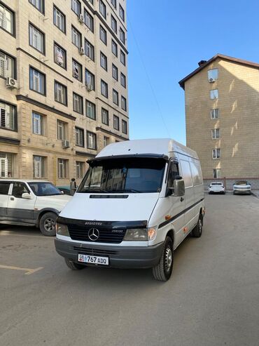 sprinter пассажирский: Спринтер тди
по документам грузопасажир! at lalafo.kg sprinter пассажирский: Спринтер тди
по документам грузопасажир!