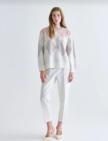 Sviterlər: Zərif sviterler - Yumşaq, tüklü teksturaya malik, rahat və isti — 8