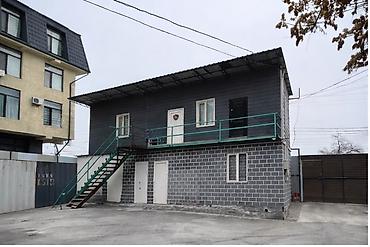 Продажа помещений свободного назначения: Продаётся бизнес-участок с постоянным доходом! Ежемесячный доход — 150 — 6