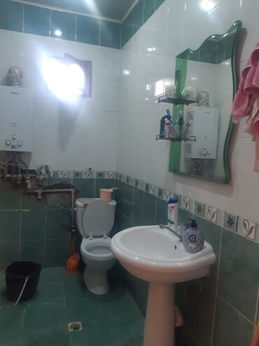 Həyət evləri və villaların satışı: Binəqədi qəs. 3 otaqlı, 120 kv. m, Kredit yoxdur, Orta təmir — 10