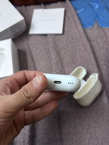ipod classic: Airpods pro 2 type c model noqte cizigsiz tam ideal shekilde demek — 6