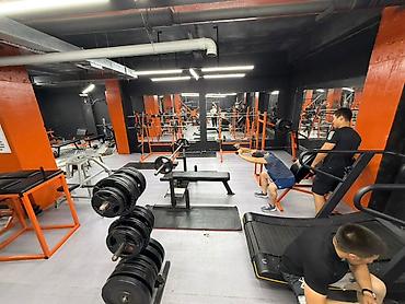 Силовые тренажеры: 🏋️ ПРОДАЁТСЯ ПОЛНОЕ ОБОРУДОВАНИЕ ДЛЯ ТРЕНАЖЁРНОГО ЗАЛА площадью — 13