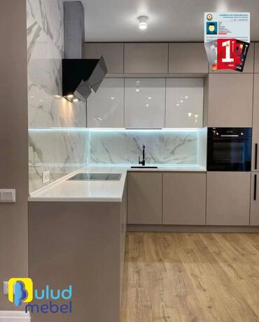 Sifarişlə mətbəx mebeli: Sifarişlə mətbəx dəsti, Özü çəkən petlələr, Şüşə, Kredit var, Pulsuz çatdırılma, Rayonlara çatdırılma, Ünvandan götürmə — 3