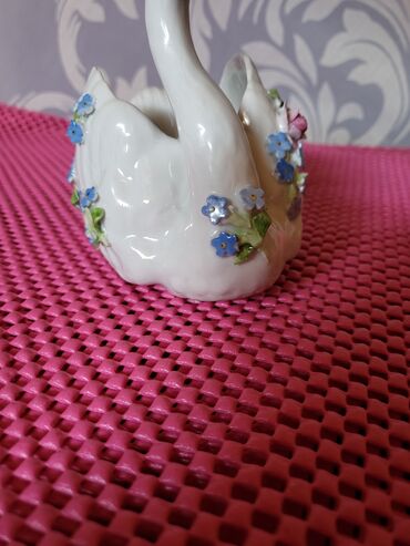 Figure: Figura, bоја - Šareno, Novo — 9