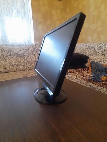 led monitor: BenQ LCD monitor - Marka/model: BenQ (etiket və loqo üzərində) - — 5