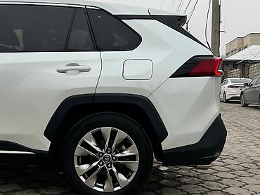 Toyota: Toyota RAV4: 2022 г., 2 л, Автомат, Бензин, Кроссовер — 4