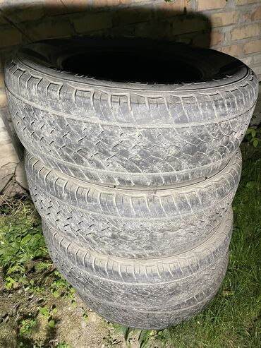 Шины: Продаются шины Б/У
265/65/17
Цена: 1500с