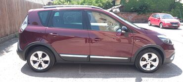 Renault: Renault Scenic: 1.2 l | 2013 г. 112000 km Van body type — 8